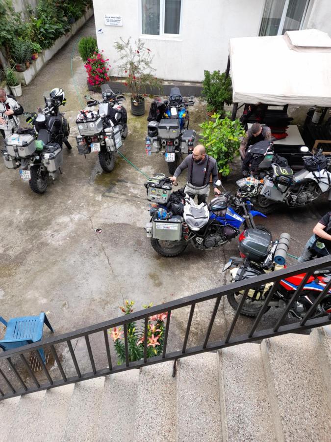 Apartment Sofia บาทูมิ ภายนอก รูปภาพ
