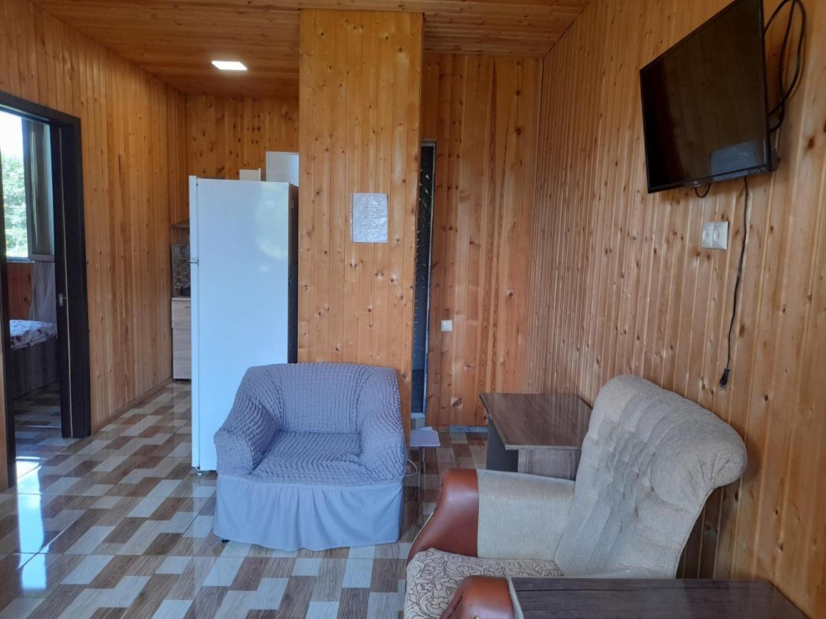Apartment Sofia บาทูมิ ภายนอก รูปภาพ
