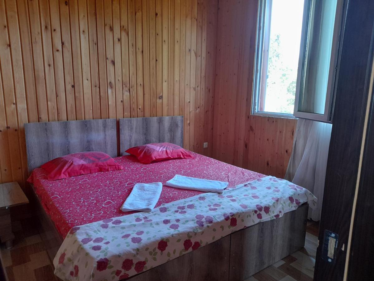 Apartment Sofia บาทูมิ ภายนอก รูปภาพ