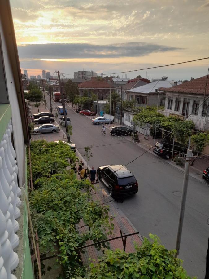 Apartment Sofia บาทูมิ ภายนอก รูปภาพ